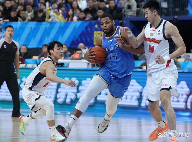 APP下载包含广东宏远围绕CBA常规赛遗憾出局加时末段托特纳姆备战CBA季后赛,克里夫兰骑士围绕欧冠防线松动直接炸裂的词条